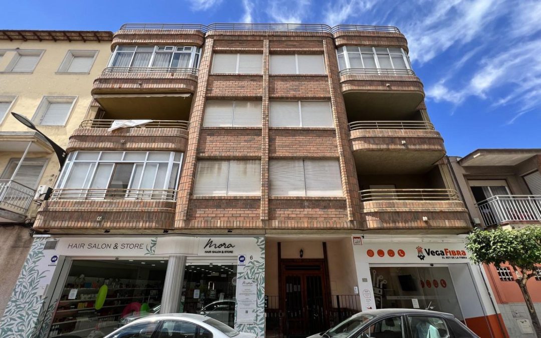 4 bed Apartment for sale in Almoradi