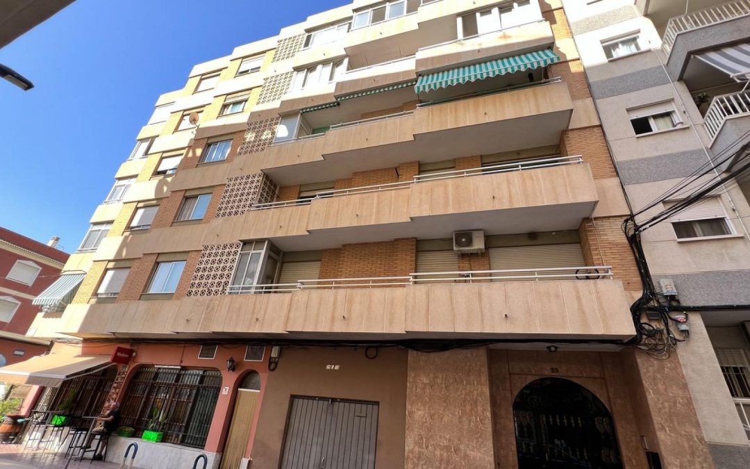 3 bed Apartment for sale in Torrevieja