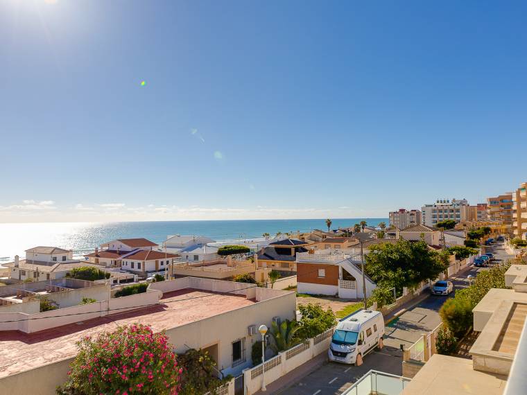 Playa de la Roqueta, Alicante 03140 Spain