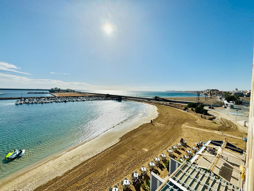 Playa del Acequión, Alicante  Spain