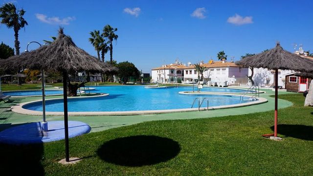 Largo Jardin, Alicante 03186 Torrevieja Spain